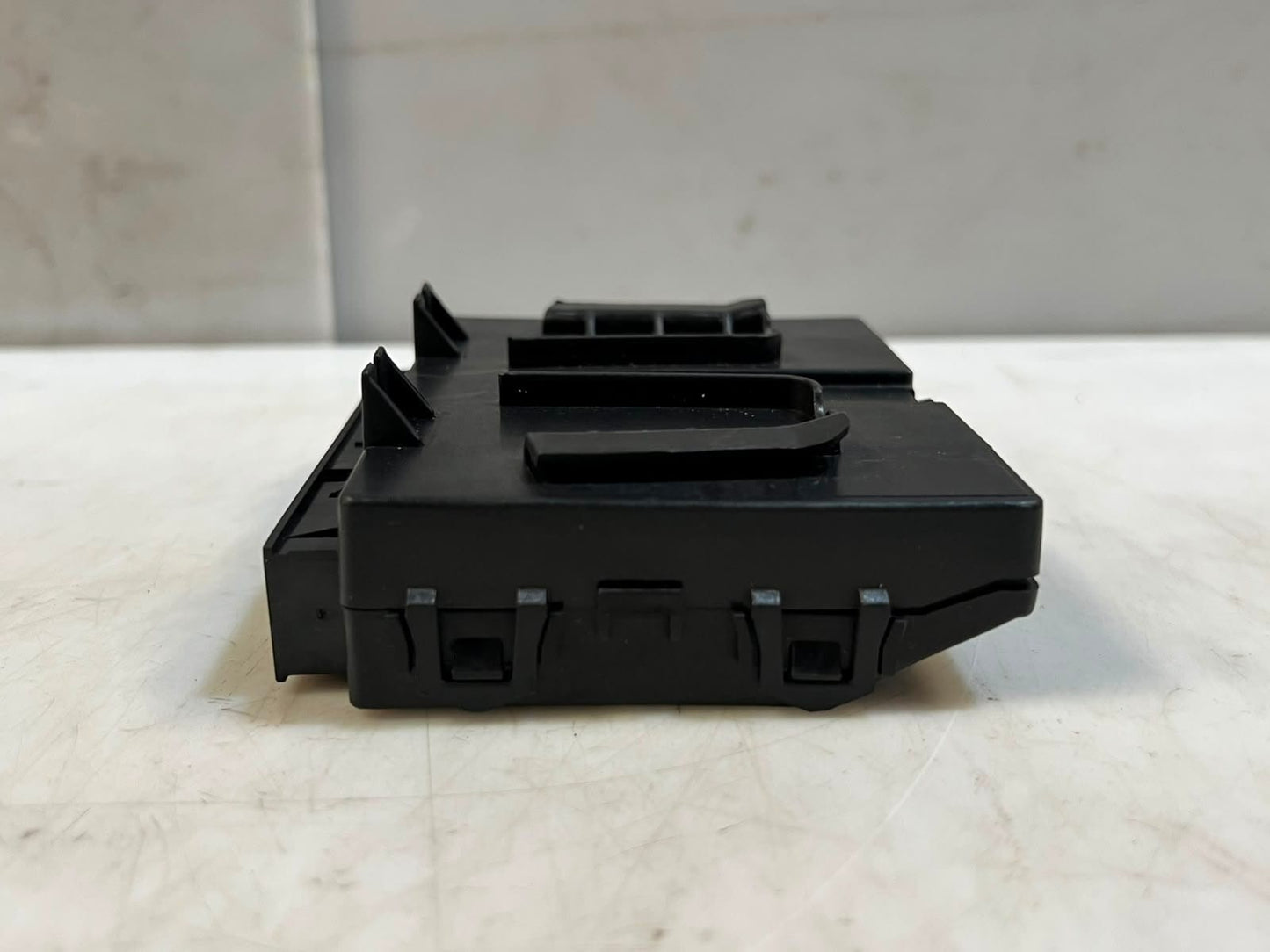 2014 BMW 3 Series F30 F31 F35 F32 320i Air Conditioning Control Module 9311850