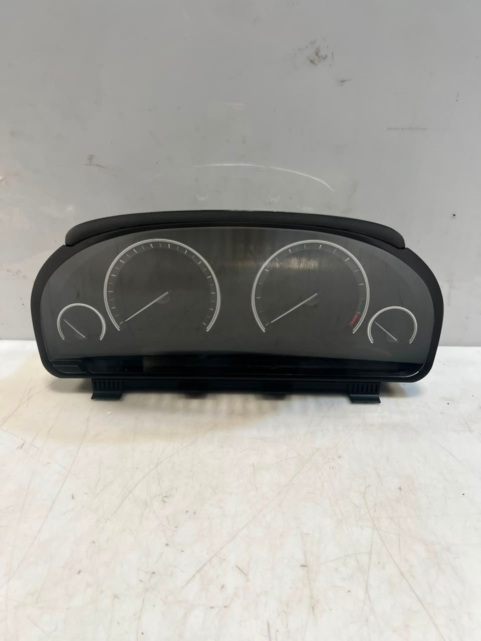 2010-2015 BMW 740i 7' F01, F02, F10 Instrument Cluster Speedometer Gauge 6805238