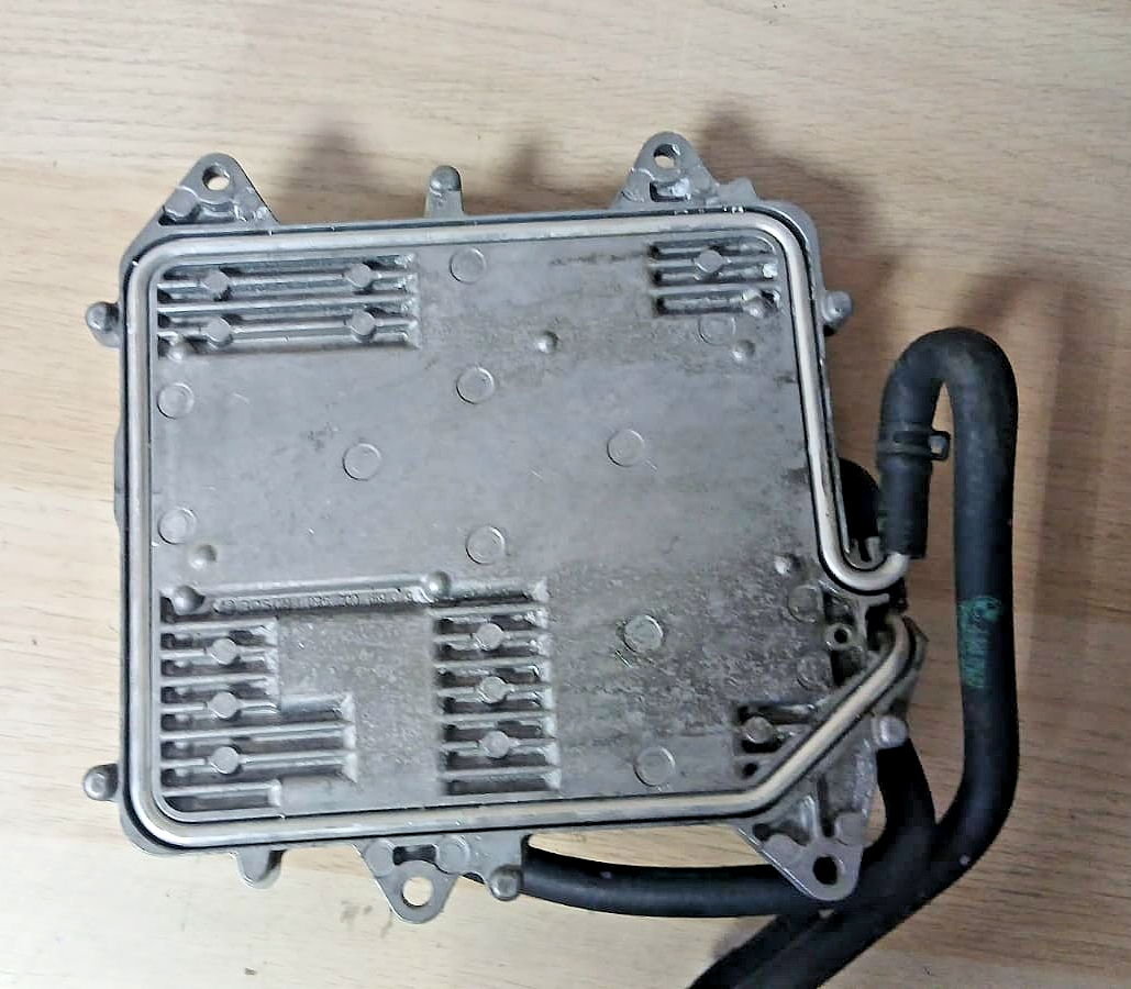 BMW F01 F02 Engine Control Unit ECU DME Bosch 7540738 0261S10440