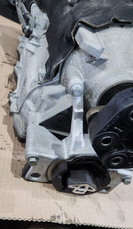 Load image into Gallery viewer, BMW 5 Series G30 G31 G38 520D B47D20A 2.0D Automatic Gearbox GA8HP50Z 7952754