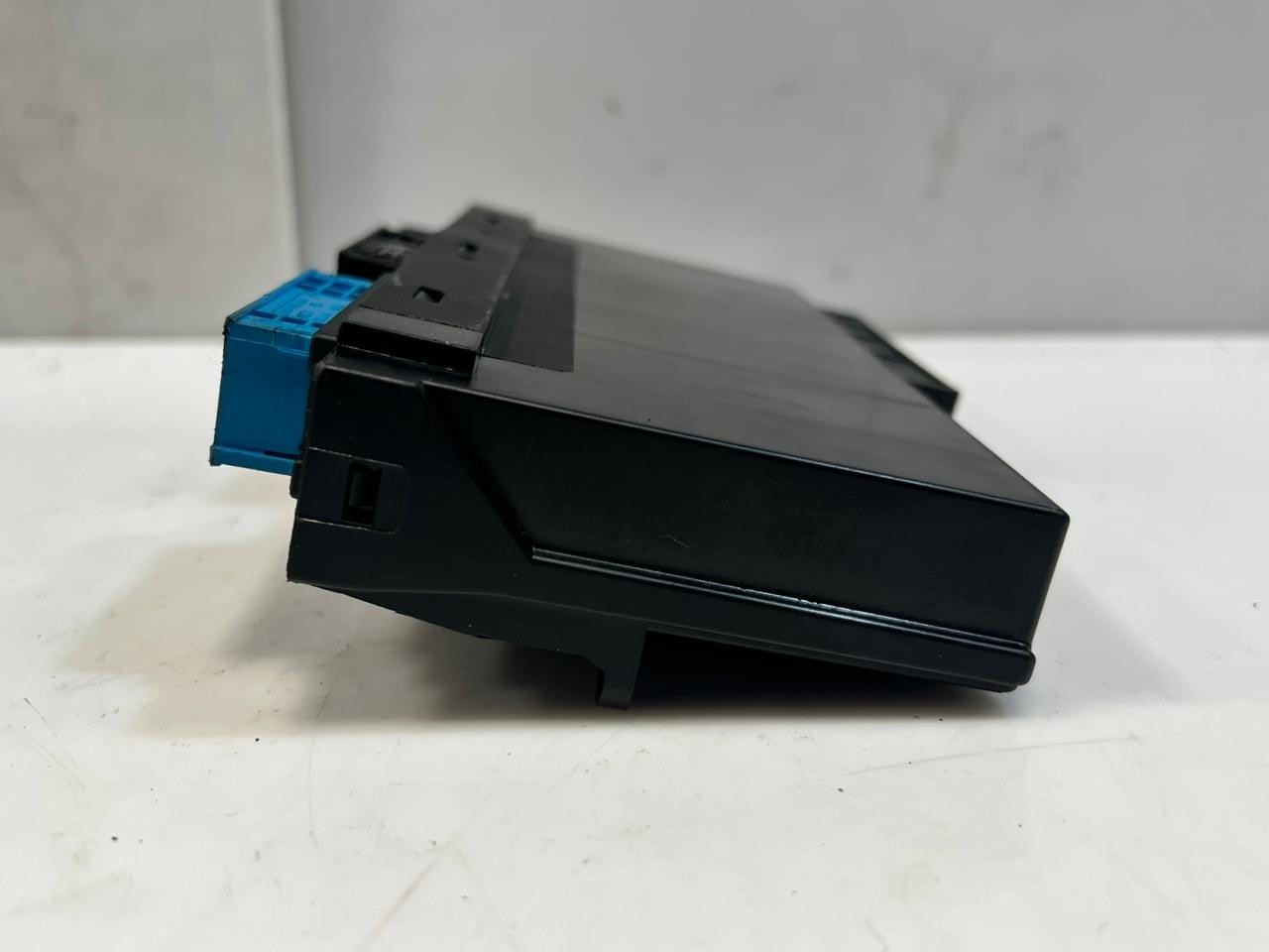 2011-2016 BMW 528i F10 5 Series Body Control Module BCM 9312764 OEM