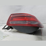 قم بتحميل الصورة إلى عارض الصور، OEM BMW 1 Series F20 LCI Tail LAMP Right Tail-light Turn Indicator 7241544