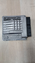 Load image into Gallery viewer, 2008-2011 BMW 128i Engine Control Module 7583526 with 3.0L N51 engine.