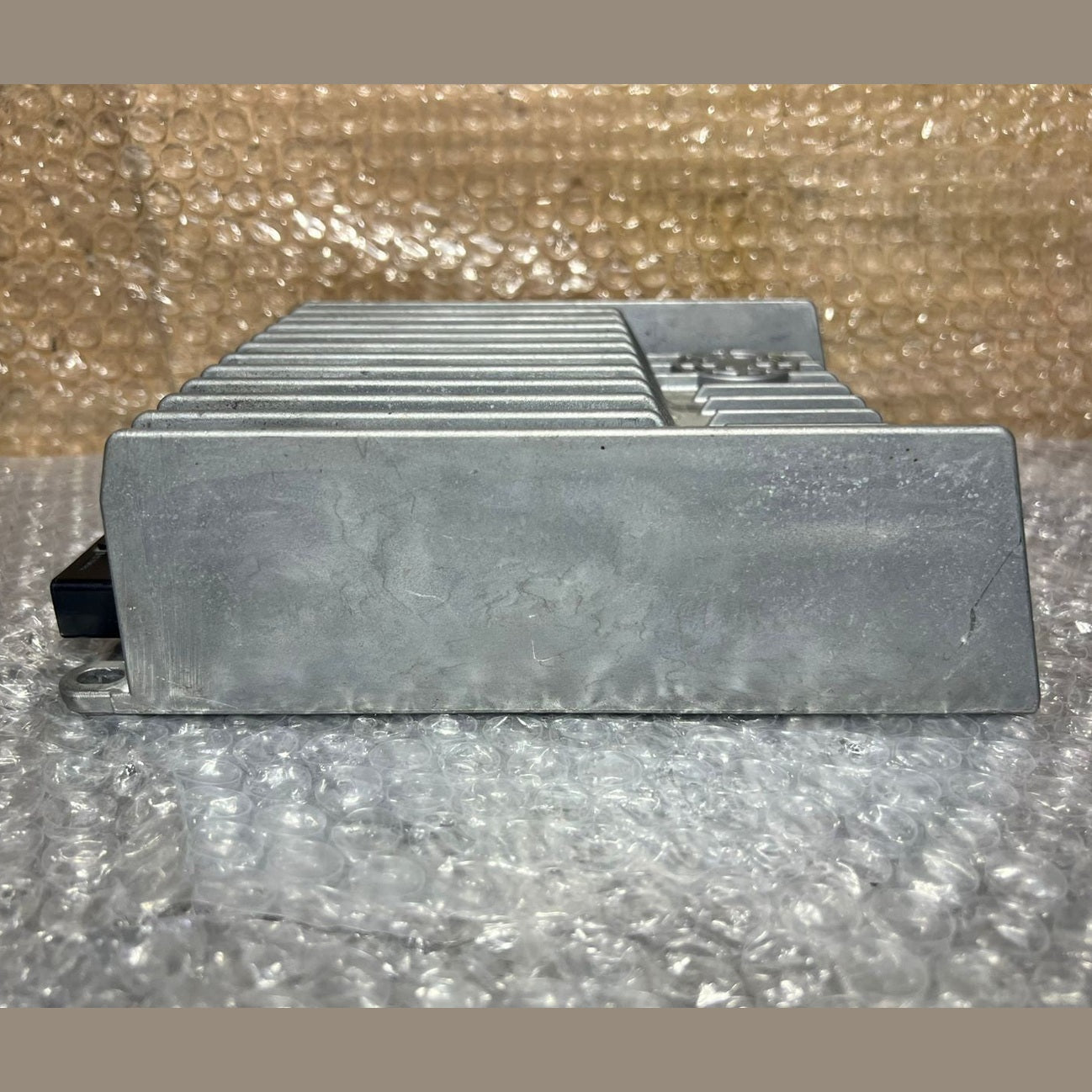 14-18 Mercedes W246 CLA Harman Kardon Audio Sound Amplifier Amp A246 9008213 OEM