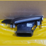 قم بتحميل الصورة إلى عارض الصور، BMW 5 SERIES G30 G31 LEFT DASHBOARD AIR VENT GRILLE TRIM P/N 9329545