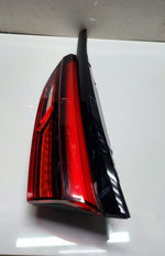 Load image into Gallery viewer, 2020-2024 BMW 2 Series Rear Taillight Trunk Lid Right 7465472 228i 228iX F44 OEM