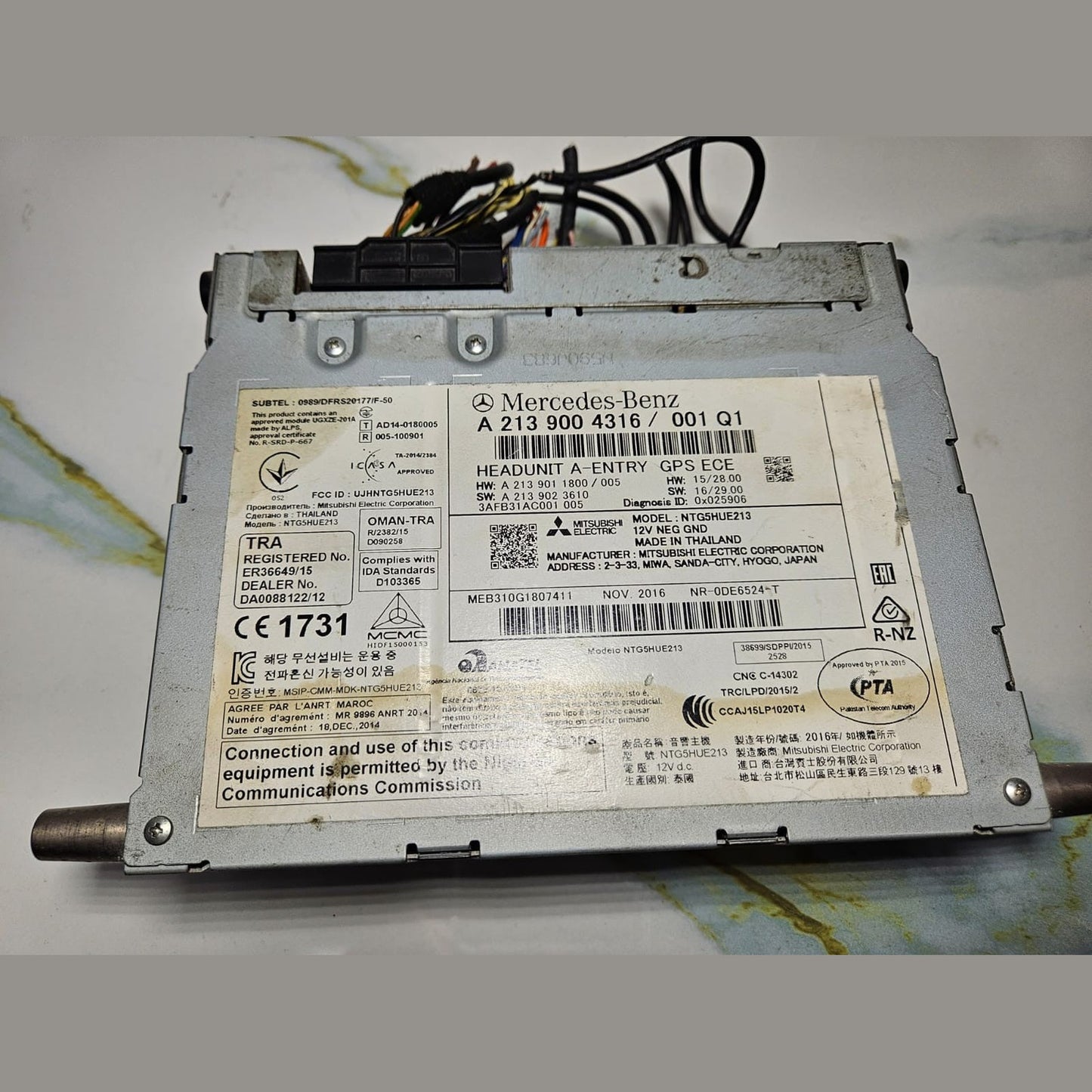 Mercedes W213 E-Class Radio Audio Head Unit Multimedia CD Player A213 9004316