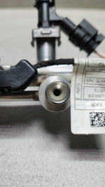 Load image into Gallery viewer, Genuine 2023-2025 BMW X1 Fuel Injector Rail With Injectors 8489600