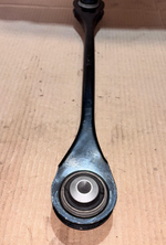 قم بتحميل الصورة إلى عارض الصور، BMW X3 G01 X4 G02 X3M F97 X4M F98 FRONT STEERING RUBBER BUSHING RIGHT 6871016