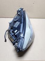 Bild in die Galerieansicht laden, 7182152 BMW F02 750Li Headlight Adaptive Ahl Xenon Light Front Right 2009