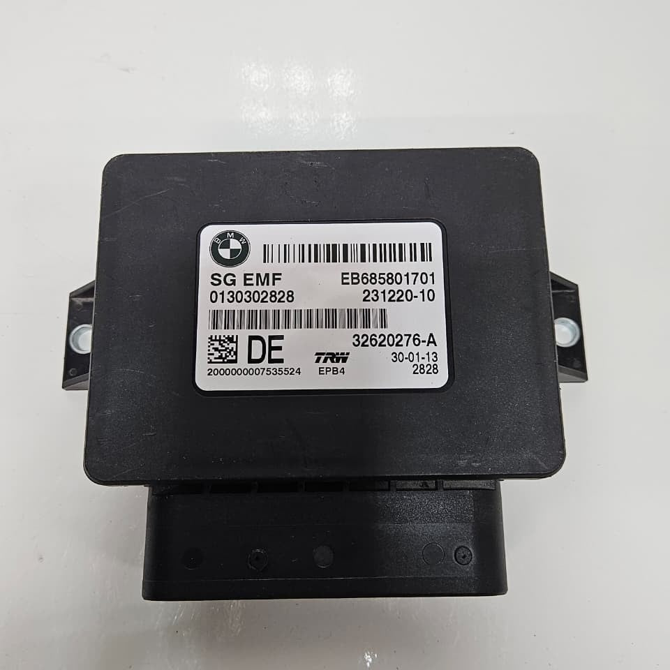 OEM BMW F10 F11 F06 X3 X4 EMF PARKING BRAKE CONTROL UNIT 6858017