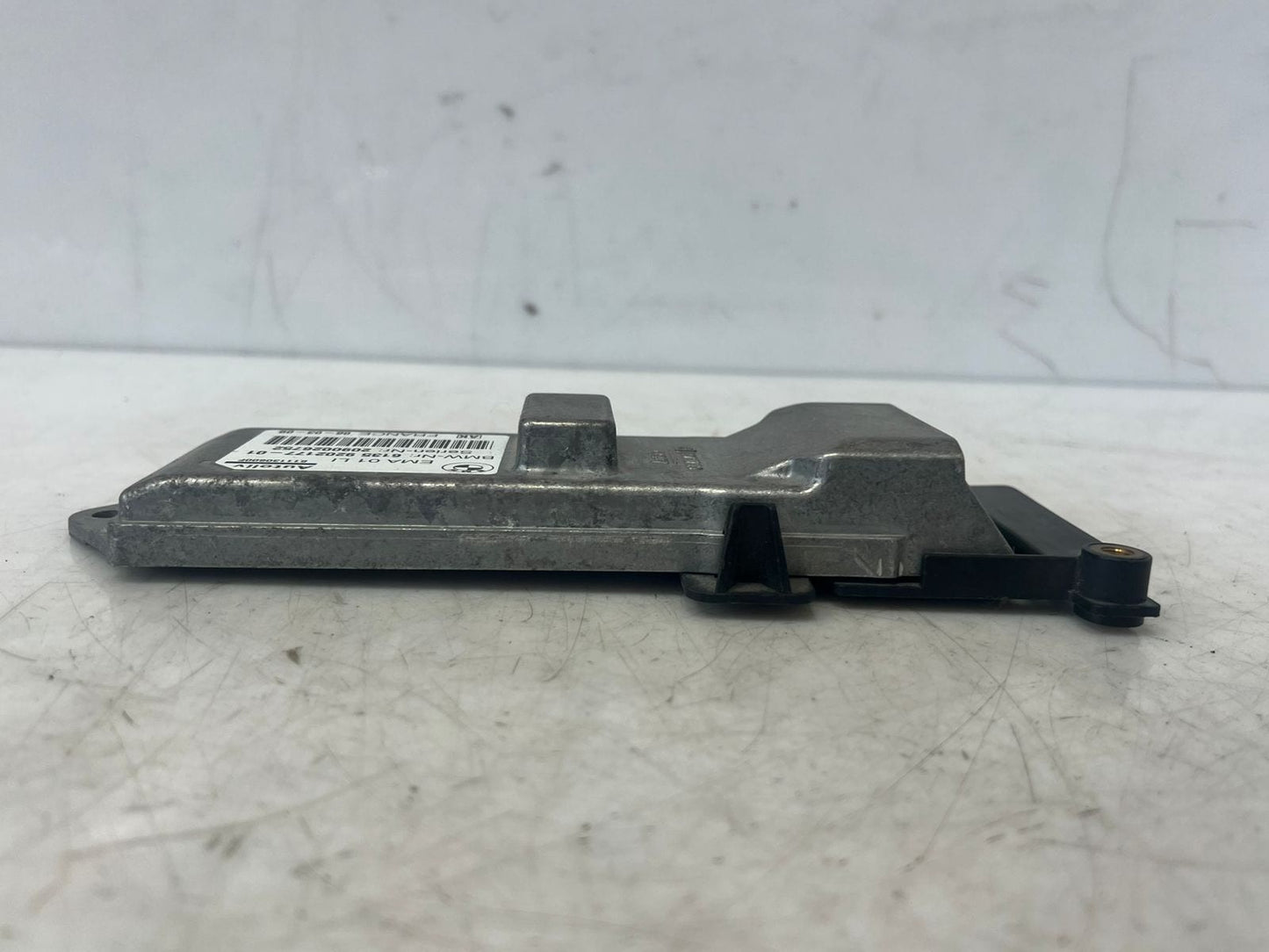 2009-2015 BMW 750i 7 Series F01 F02 F03 F04 Seat Belt Control Module 9202177 OEM
