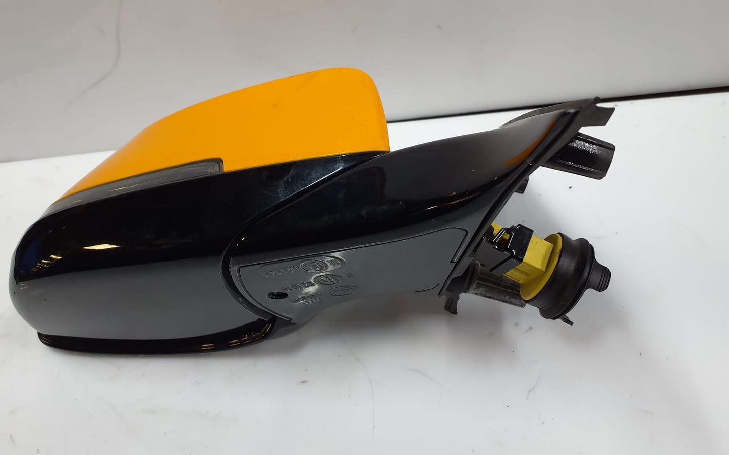 OEM BMW 5 Series F10 LCI Right Side Wing Mirror LCI 021016 A046412 RHD