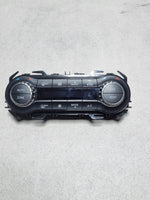 Bild in die Galerieansicht laden, 2014 Mercedes-Benz CLA250 Climate Control Module A2469001908 CLA and B-Class