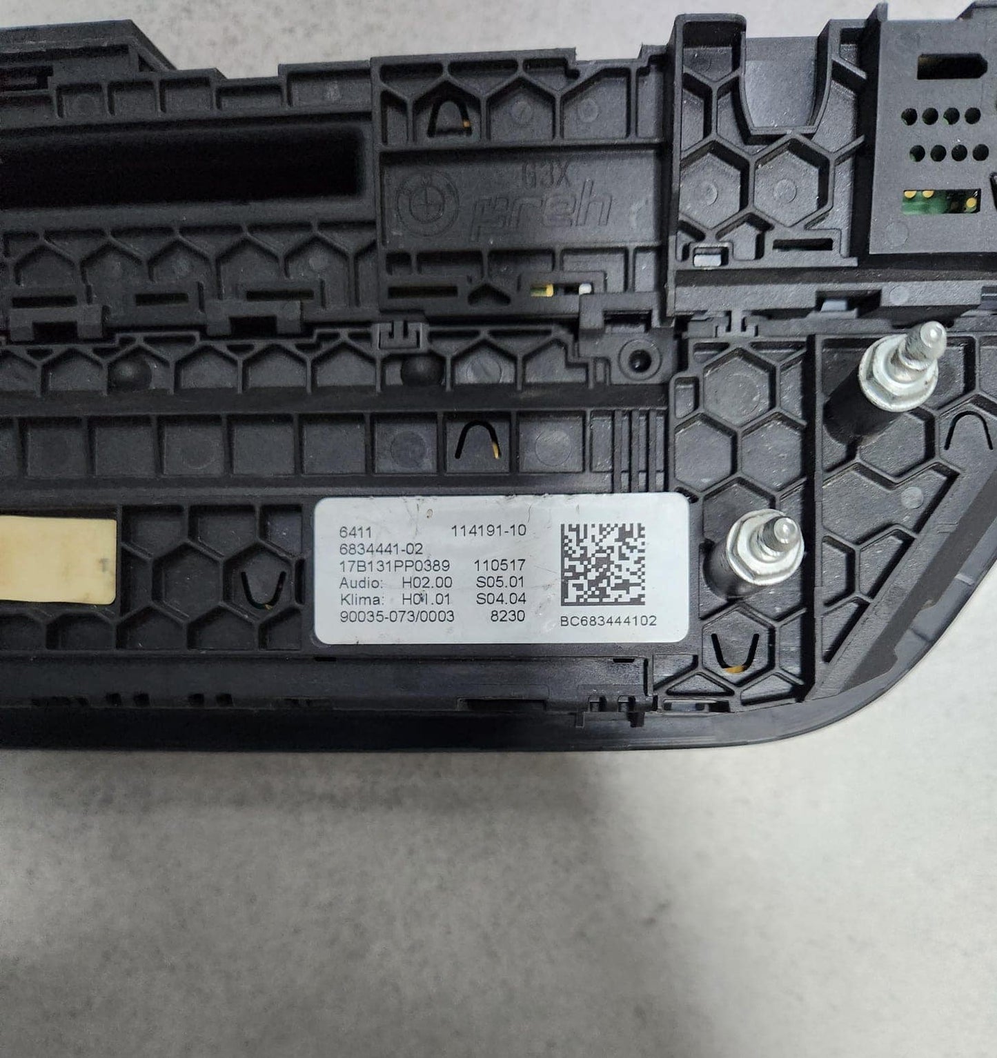 2017-2020 BMW 530i Climate Control Switch 6834441 5 Series G30 G31
