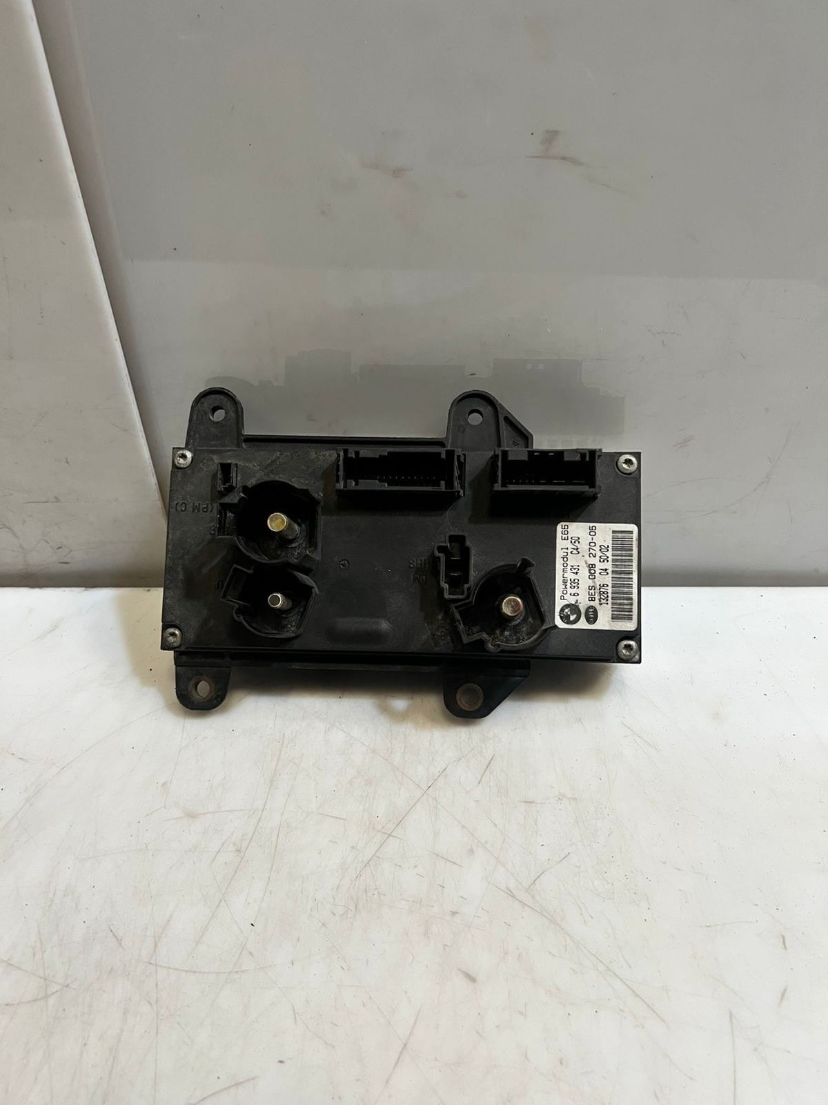 2002-2005 BMW 745i 7 Series E65 E66 745i X1 Power Control Module 6935431 OEM