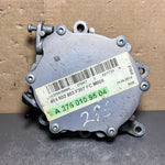 قم بتحميل الصورة إلى عارض الصور، 2012 Mercedes-Benz W207 E-Class OM276 Cylinder Head Vacuum Pump A276 2300065 OEM
