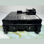 Bild in die Galerieansicht laden, 2015 Mercedes-Benz C300 Electronic Parking Brake Control Module A2059001419 W205