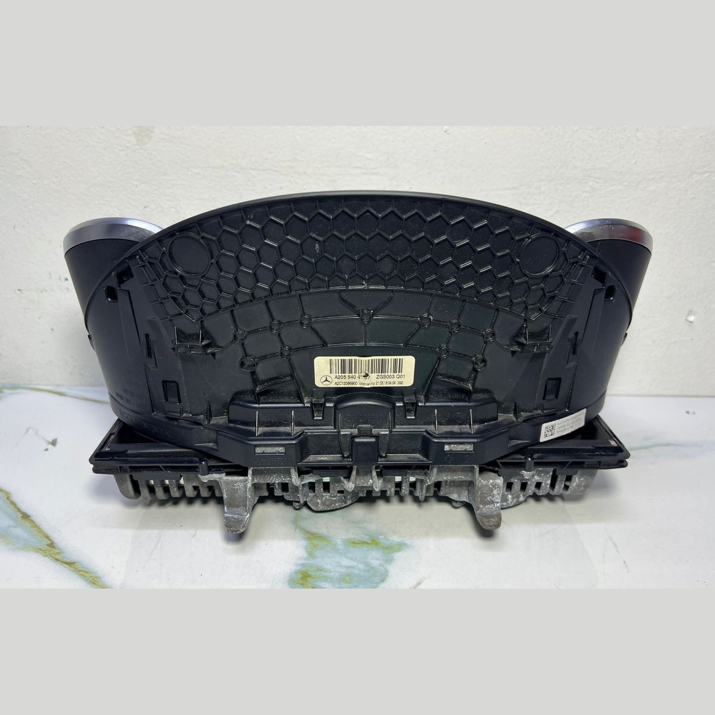 Mercedes W205 Speedometer Instrument Cluster Speedometer Display A205 9004842