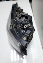 Bild in die Galerieansicht laden, 2017-2020 BMW 530i Adaptive LED Headlight 7439195 5 Series G30 G31 F90 OEM LHS