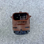 قم بتحميل الصورة إلى عارض الصور، OEM BMW G07 G14 F91 G15 F92 G16 Parking sensor Bosch 6.51 Motegi red 9458100 New