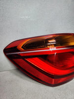 Bild in die Galerieansicht laden, 2015-2020 BMW X1 Rear Tail Light 7488545 X1 F48 sDrive18d