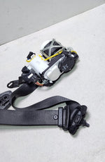 Bild in die Galerieansicht laden, BMW X3 G01 2020-2022 Front Seat Belt 7469945 08 OEM