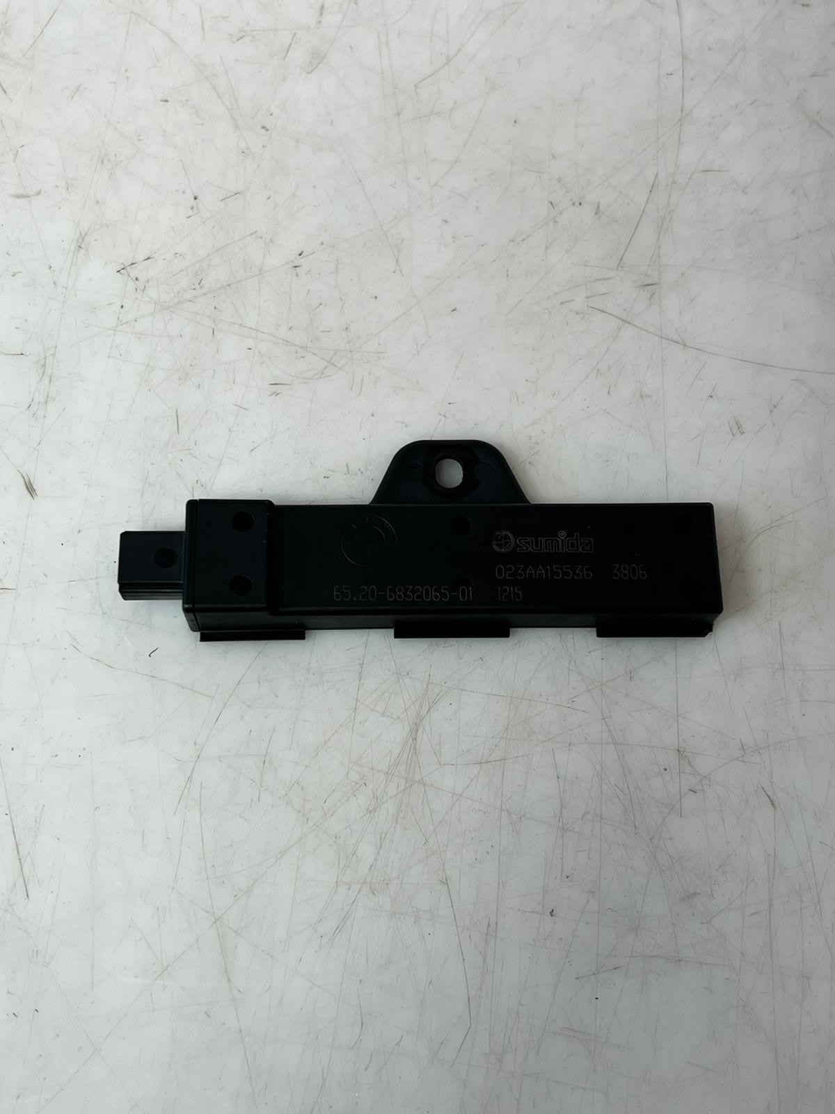 2021-2023 BMW 3' G20 4' M3 G80 Keyless Entry Antenna Module 6832065 OEM
