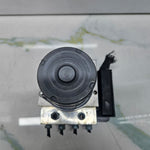 Bild in die Galerieansicht laden, 2012-2016 BMW 5 Series F10 F11 535i ABS Pump Control Module 6865852 OEM