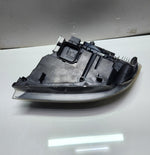 Bild in die Galerieansicht laden, 2008-2012 BMW 328i Headlight 7202586 3 Series E90 E91 LCI RHS ECE OEM