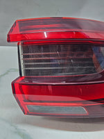 قم بتحميل الصورة إلى عارض الصور، BMW X5 G05 Rear Lamp Taillight Right Side 7442260 RHD OEM ECE