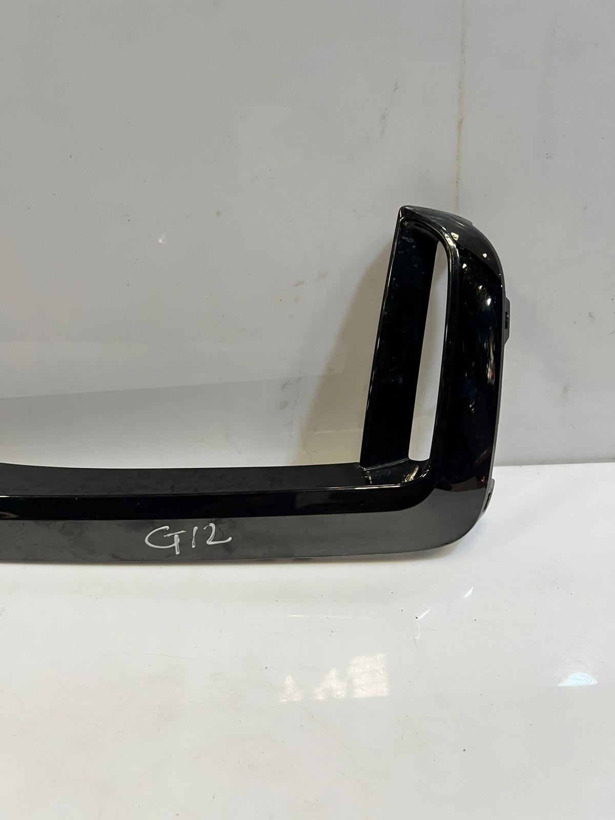 2016-2019 BMW 7 Series G11 G12 740i 750I Front Bumper Trim 8061118 OEM