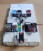 قم بتحميل الصورة إلى عارض الصور، OEM BMW F15 F16 F85 F86 X5 X6 BODY CONTROL JUNCTION BOX MODULE FEM-9343371