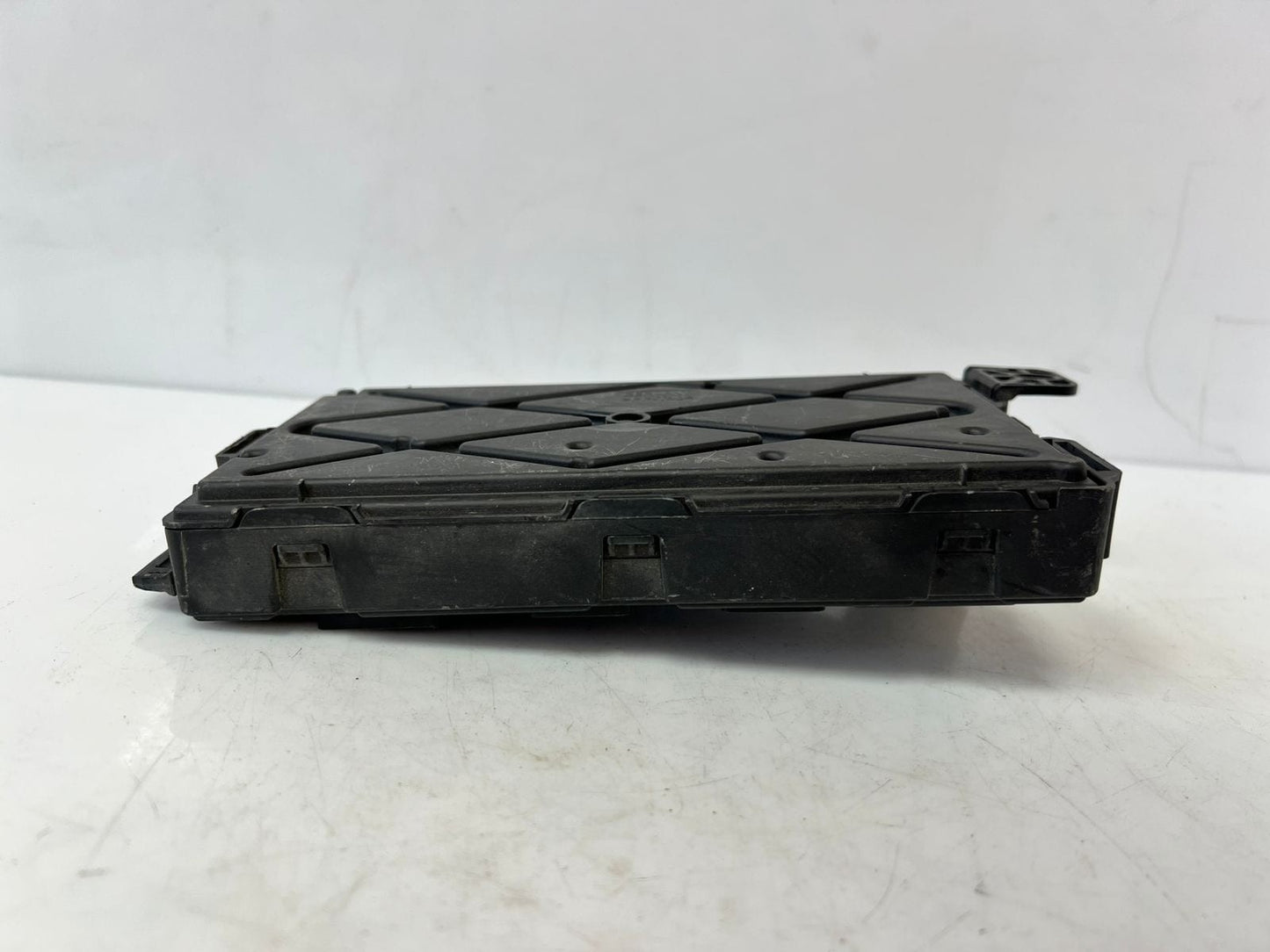 BMW F20 F30 F31 F32 F33 REAR FUSE BOX BODY COMFORT CONTROL MODULE UNIT 6819336