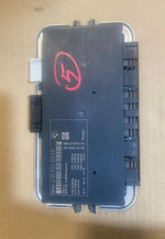 Load image into Gallery viewer, 2009-2016 BMW 535i FOOTWELL LIGHT CONTROL MODULE 9274276