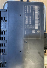 قم بتحميل الصورة إلى عارض الصور، وحدة التحكم في إضاءة أرضية السيارة لسيارات BMW الفئة السابعة 750i F01 F02 موديلات 2009-2015، رقم القطعة 9236458، أصلية.