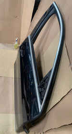 Load image into Gallery viewer, BMW X7 G07 LCI X7 xDrive 40i US B58N 2023 FRONT RIGHT SIDE DOOR PTWK 475 KM20 USED