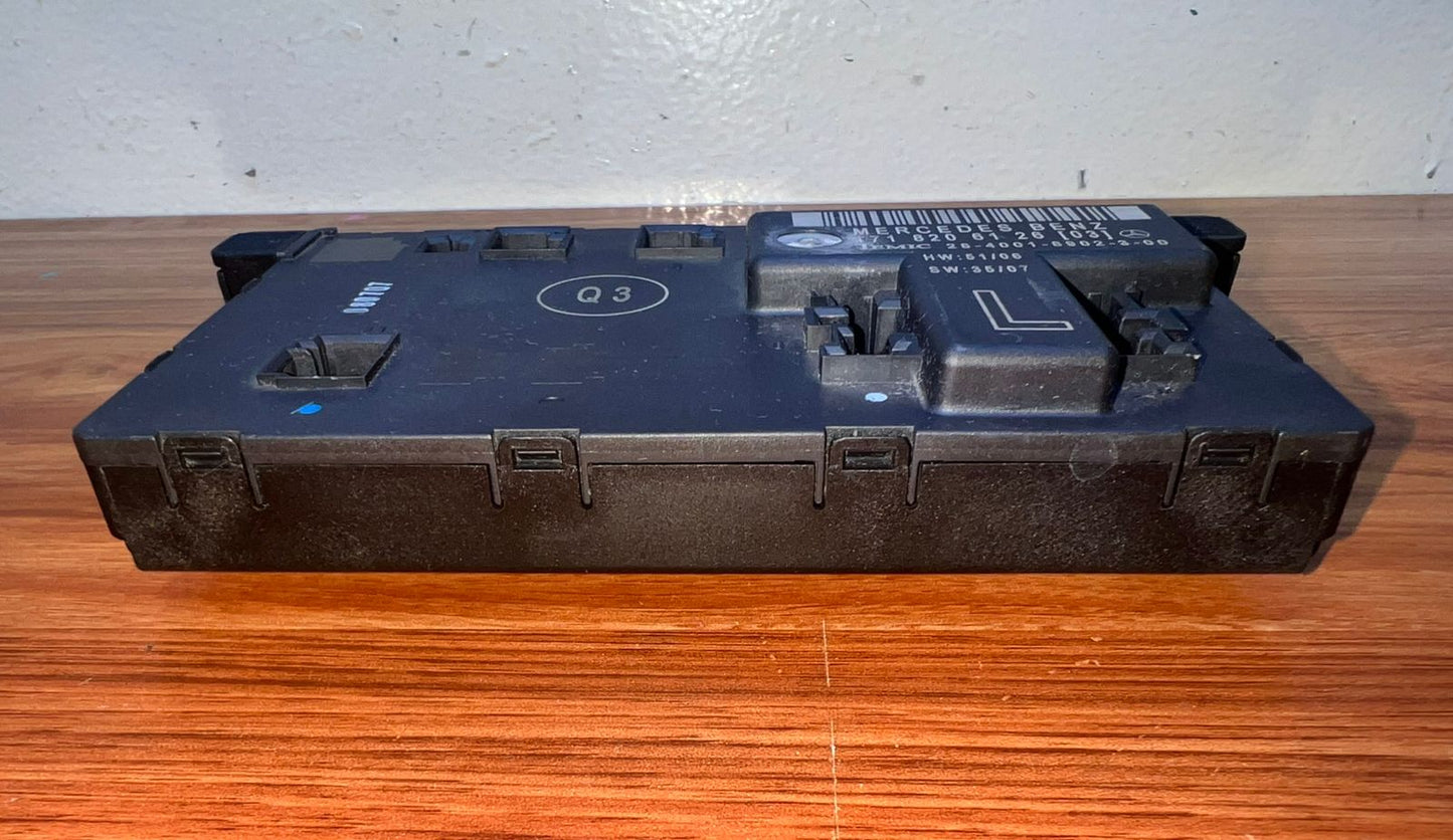 2009-2011 Mercedes-Benz SLK300 Front Left Door Control Module A1718206126 R171 SLK300 OEM