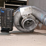 Bild in die Galerieansicht laden, Mercedes-Benz Turbocharger A6420901480 W164 ML350 GL450 R320 OEM
