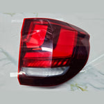 قم بتحميل الصورة إلى عارض الصور، BMW X5 F15 RHD Rear Right Outer Taillight ECE 7470886 OEM USED