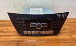 قم بتحميل الصورة إلى عارض الصور، Mercedes-Benz Head Unit CD Player A2049000208 C-Class W204 OEM Radio Audio
