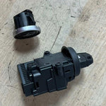 Load image into Gallery viewer, BMW E90 E91 320D 2.0 Diesel Engine Control Unit DDE ECU Bosch 0281015075 (7810000) – OEM