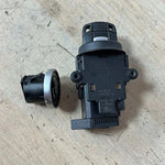 Load image into Gallery viewer, BMW E90 E91 320D 2.0 Diesel Engine Control Unit DDE ECU Bosch 0281015075 (7810000) – OEM