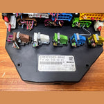 قم بتحميل الصورة إلى عارض الصور، Mercedes-Benz W212 W204 Front SAM Module Relay Fuse Box A2045455501 OEM
