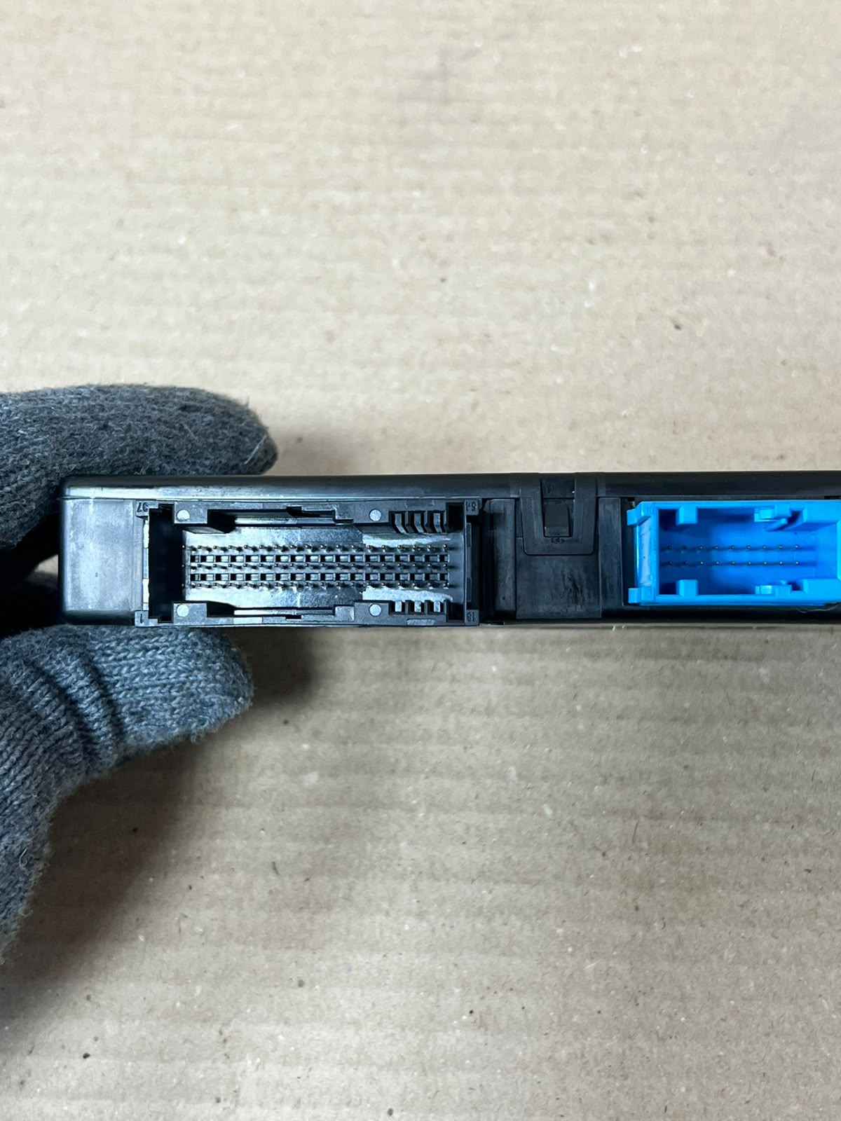 BMW 528i F10 F11 Central Gateway Module 9266408 OEM 2010-2016