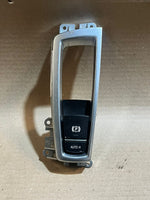 قم بتحميل الصورة إلى عارض الصور، BMW X3 F25 5 Series F10 F11 Parking Brake Auto Hold Switch 9217594 OEM