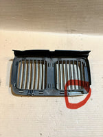 Load image into Gallery viewer, BMW 7 Series E32 735i 730i Front Center Kidney Grille 1908697 Used OEM