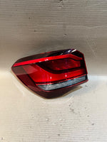 Bild in die Galerieansicht laden, BMW X1 F48 Left Rear Tail Light Back Lamp NEW