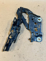 Bild in die Galerieansicht laden, 2016-2020 BMW 7 Series G11 G12 740i 750i Front Right Hood Bonnet Hinge 7347408 OEM