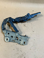 Bild in die Galerieansicht laden, 2016-2020 BMW 7 Series G11 G12 740i 750i Front Right Hood Bonnet Hinge 7347408 OEM